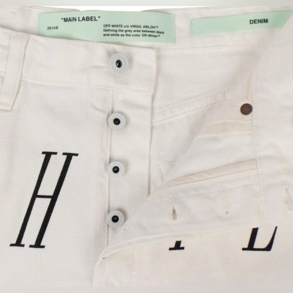 Off white. White shorts - Picture 2 of 4